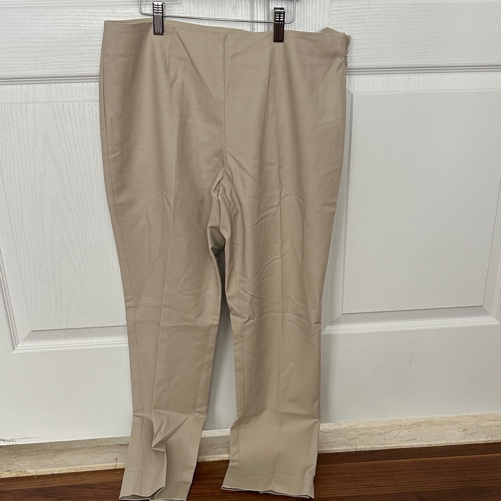 Women's Classic Tan Chinos